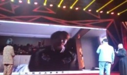 德云社400人爆料视频,揭秘相声界的幕后故事与风云变幻