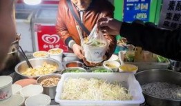 路边摊臭豆腐爆料视频下载,揭秘路边摊臭豆腐的诱人魅力