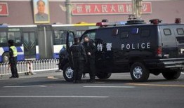 南京特警车爆料案件视频,惊心动魄的现场直击
