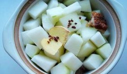 雨季冬瓜爆料怎么做视频,揭秘视频制作全攻略