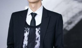 娱乐最新爆料王一博视频,神秘动作引粉丝热议！